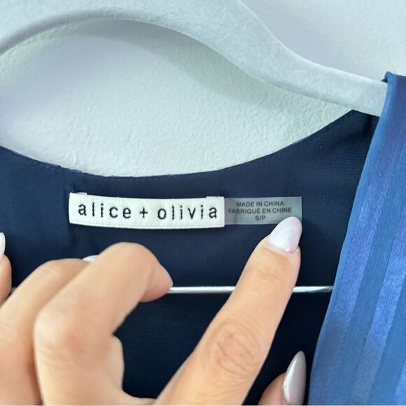 Alice + Olivia Two Piece Set - Picture 6 of 10